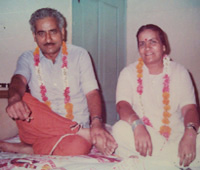 Gurudev and Guru Mata